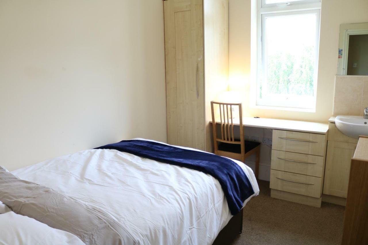 Right Stay Guildford Buitenkant foto